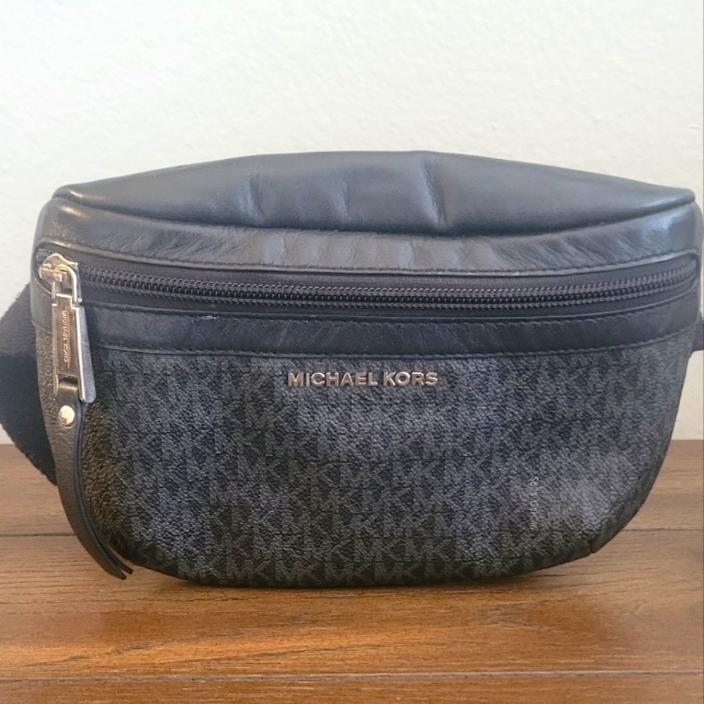 Michael Kors Fanny Pack
